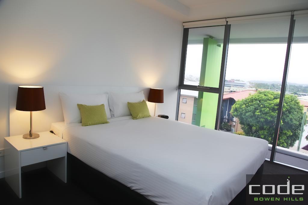 Code Apartments Brisbane Room photo