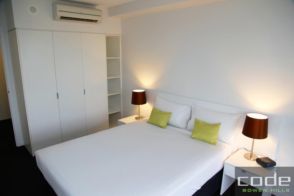 Code Apartments Brisbane Room photo