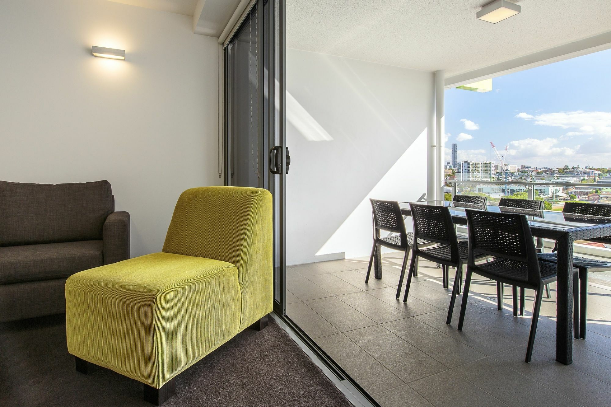 Code Apartments Brisbane Exterior photo